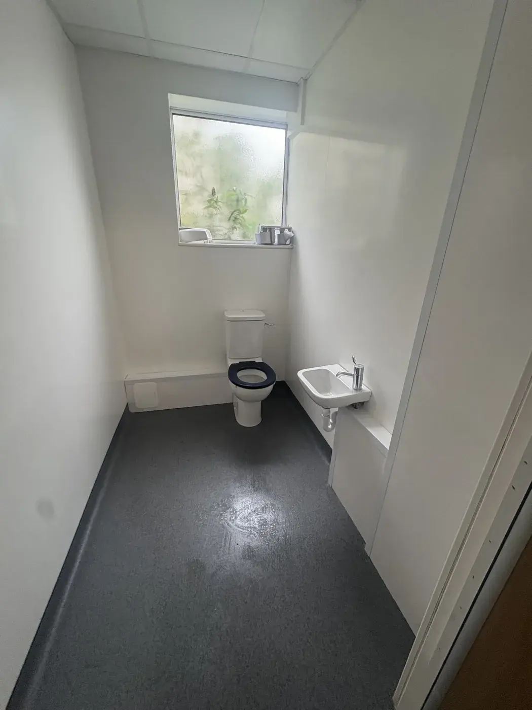 Washroom left handover ready