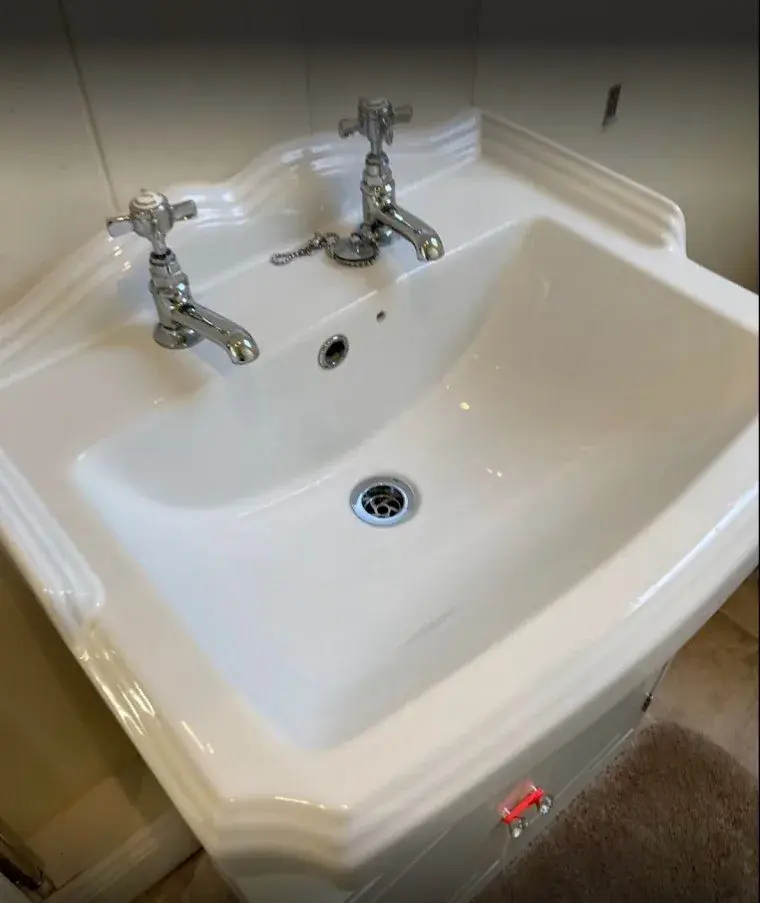 Bathroom, sparkling